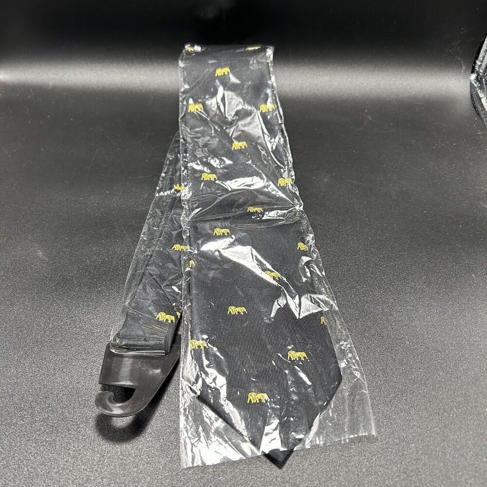 New Kai Long 100% Silk Tie Black Gold Elephant Print Hand Made 4" Wide 56" Lengt